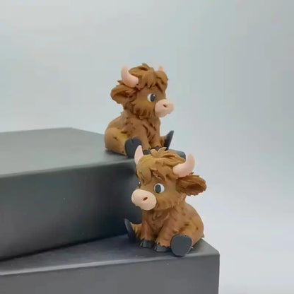 3D Printed Highland Cow Desk Pet Decor